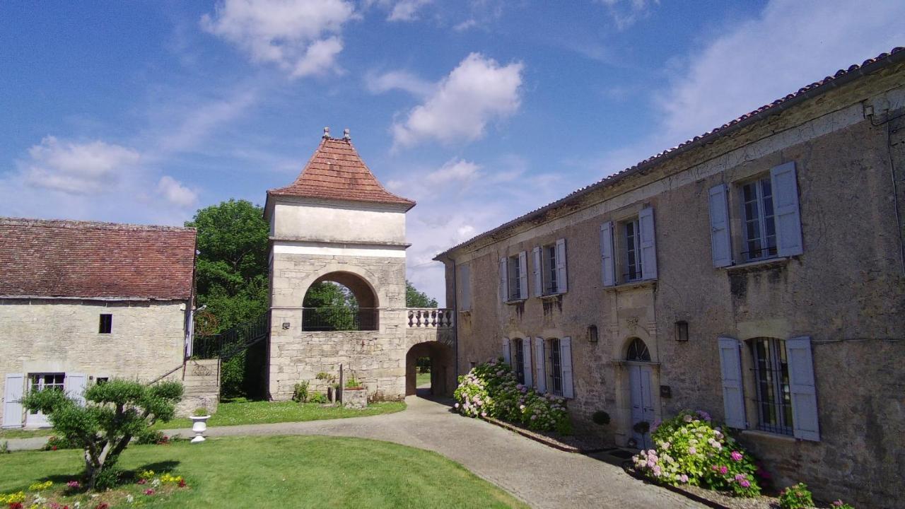 Bed and Breakfast Domaine De Monplaisir Caylus Экстерьер фото