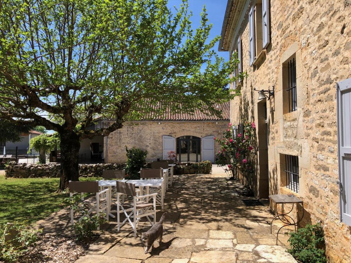 Bed and Breakfast Domaine De Monplaisir Caylus Экстерьер фото